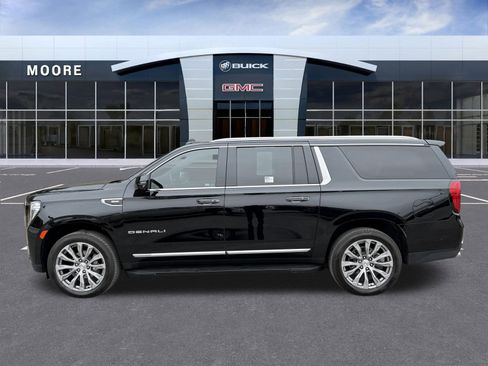 Used 2024 GMC Yukon XL Denali w/ Advanced Technology Package image 6