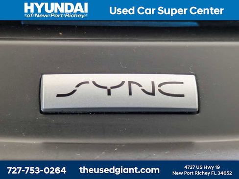 Used 2016 Ford Escape Titanium w/ Equipment Group 301A AWD/4WD image 33
