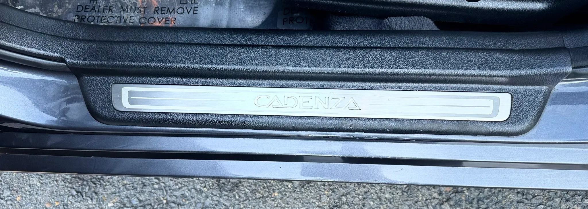 Used 2015 Kia Cadenza Premium w/ Luxury Package FWD image 28