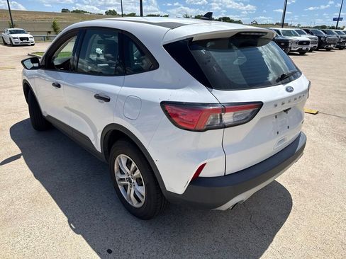 Used 2022 Ford Escape S AWD/4WD image 8