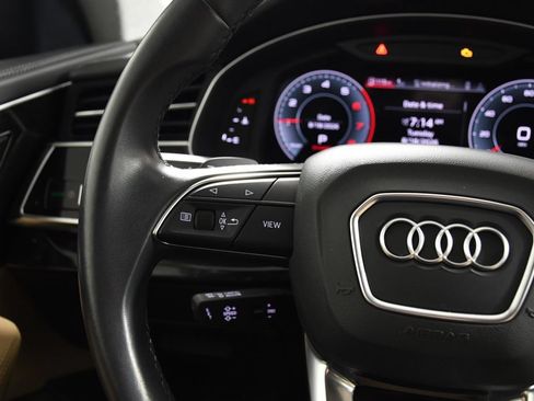 Used 2023 Audi Q8 Prestige AWD/4WD image 27