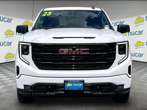 Used 2025 GMC Sierra 1500 Elevation AWD/4WD image 2