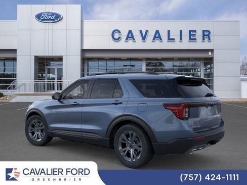 Used 2026 Ford Explorer Active w/ Active Comfort Package AWD/4WD image 4