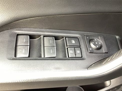 Used 2023 Toyota RAV4 Limited image 30