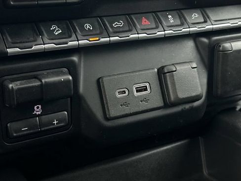Used 2021 GMC Sierra 1500 SLT w/ SLT Premium Package AWD/4WD image 45