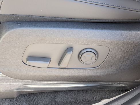 New 2026 Kia Carnival LXS image 26