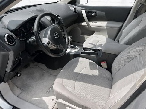 Used 2011 Nissan Rogue SV AWD/4WD image 8