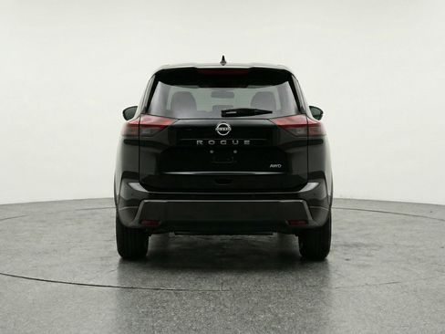 Used 2025 Nissan Rogue SV FWD image 7
