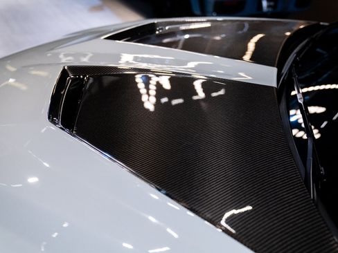 Used 2022 Lamborghini Urus image 15