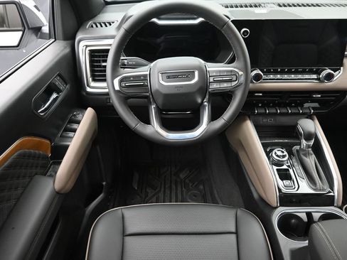 New 2026 GMC Canyon Denali AWD/4WD image 14