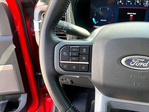 Used 2024 Ford F250 Lariat w/ Lariat Ultimate Package AWD/4WD image 14
