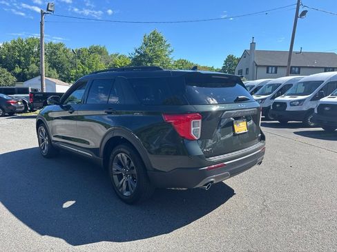 Used 2023 Ford Explorer XLT w/ Equipment Group 202A AWD/4WD image 3