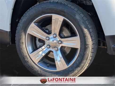 Certified 2016 Jeep Compass High Altitude image 30