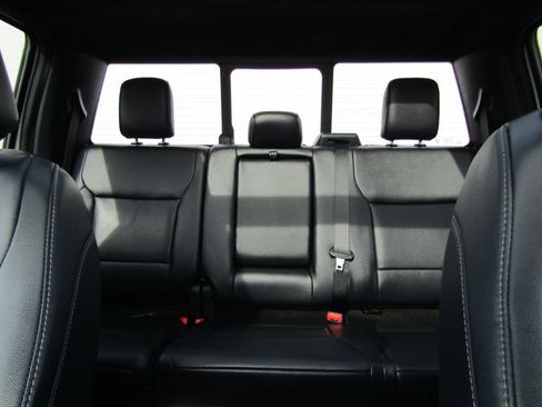 Used 2023 Ford F150 Lariat w/ Equipment Group 502A High image 19