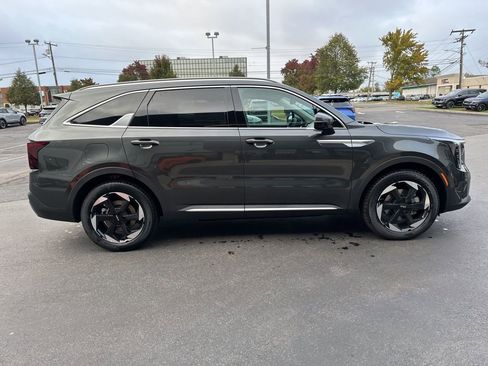 New 2026 Kia Sorento EX AWD/4WD image 5