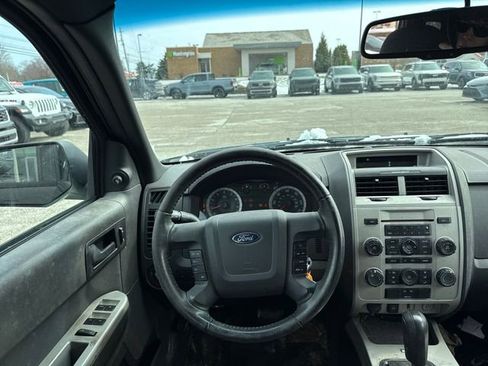 Used 2012 Ford Escape XLT image 25
