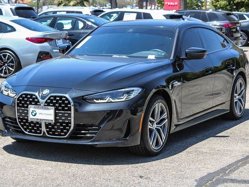 Certified 2022 BMW 430i w/ M Sport Package RWD image 3