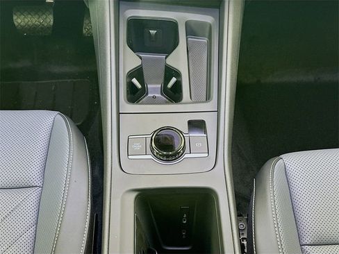 New 2026 Volkswagen Tiguan SE AWD/4WD image 19