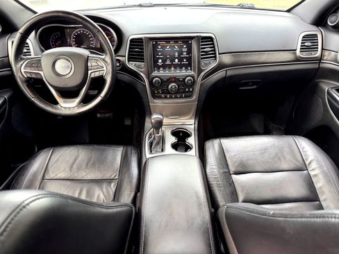 Used 2018 Jeep Grand Cherokee Limited image 21