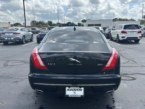 Used 2018 Jaguar XJ L Portfolio RWD image 4