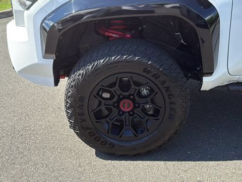Certified 2026 Toyota Tacoma TRD Pro AWD/4WD image 8