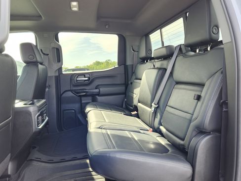 Used 2021 GMC Sierra 1500 Denali w/ Denali Ultimate Package AWD/4WD image 12