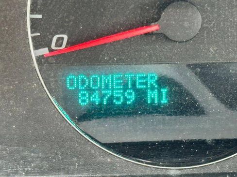 Used 2009 Chevrolet Impala LT w/ Luxury Edition Package FWD image 39