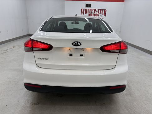 Used 2018 Kia Forte LX w/ LX Popular Package FWD image 3