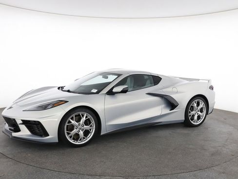 Used 2021 Chevrolet Corvette Stingray Preferred Cpe w/ Z51 Performance Package RWD image 6
