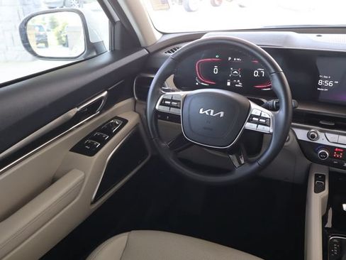 Used 2024 Kia Telluride S w/ S Sunroof Package FWD image 22
