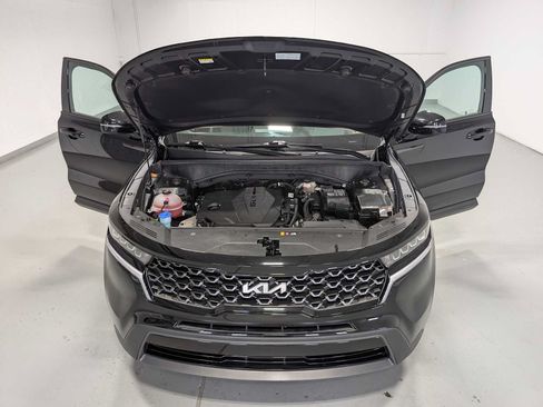 Used 2023 Kia Sorento S AWD/4WD image 13