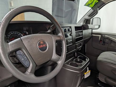 Used 2024 GMC Savana 2500 w/ Driver Convenience Package image 13