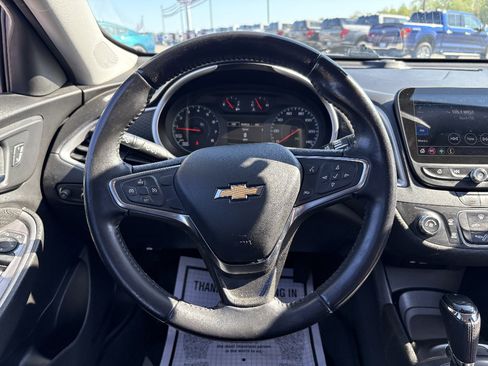 Used 2020 Chevrolet Malibu RS image 24