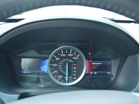 Used 2014 Ford Explorer XLT w/ Equipment Group 202A FWD image 40