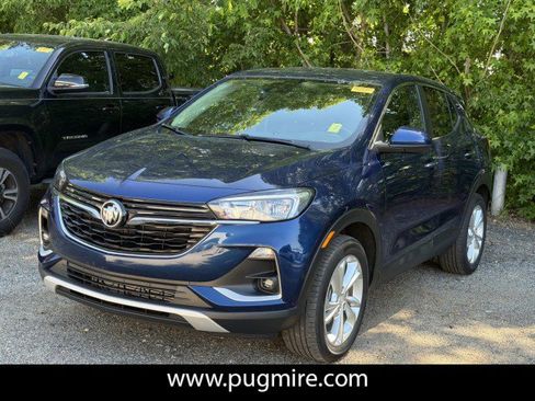 Used 2023 Buick Encore GX Preferred w/ Cold Weather Comfort Package FWD image 3