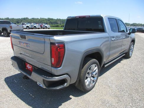 New 2026 GMC Sierra 1500 Denali w/ Denali Reserve Package AWD/4WD image 4