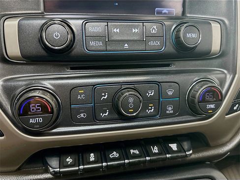 Used 2019 GMC Sierra 3500 Denali w/ Duramax Plus Package image 15