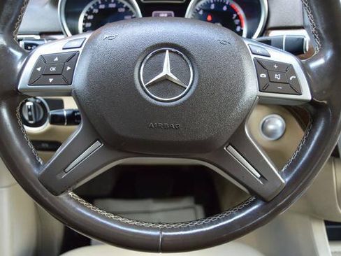 Used 2015 Mercedes-Benz ML 350 4MATIC image 19
