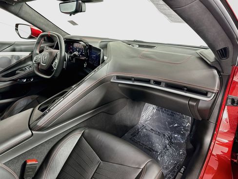 Used 2022 Chevrolet Corvette Stingray Premium Conv w/ Z51 Performance Package RWD image 27