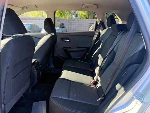 Certified 2021 Nissan Rogue SV image 10