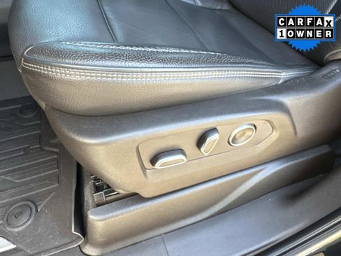 Used 2021 GMC Yukon XL Denali w/ Denali Premium Package image 25