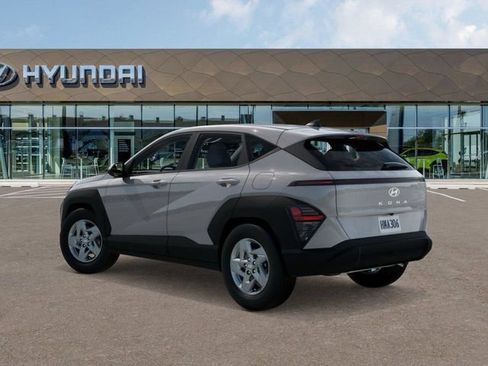 New 2025 Hyundai Kona SE image 6