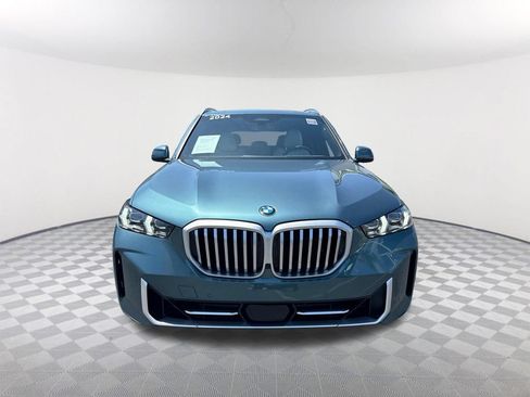 Used 2024 BMW X5 sDrive40i w/ Premium Package RWD image 2