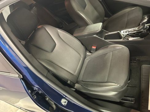 Used 2023 Buick Encore GX Preferred w/ Cold Weather Comfort Package image 25