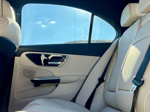 Certified 2023 Mercedes-Benz C 300 4MATIC Sedan image 21