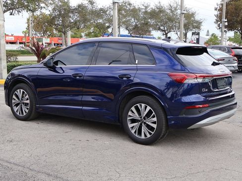 Used 2023 Audi Q4 e-tron Premium Plus w/ Premium Plus image 11