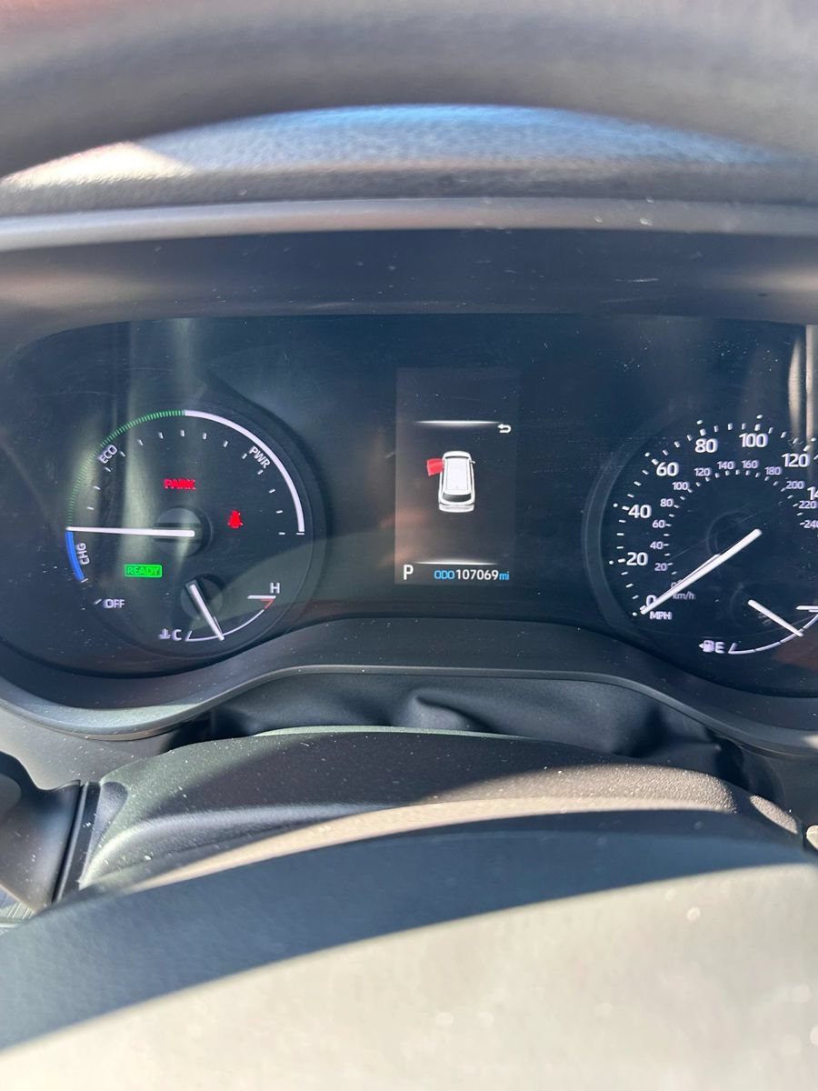 Used 2021 Toyota Sienna LE FWD image 6