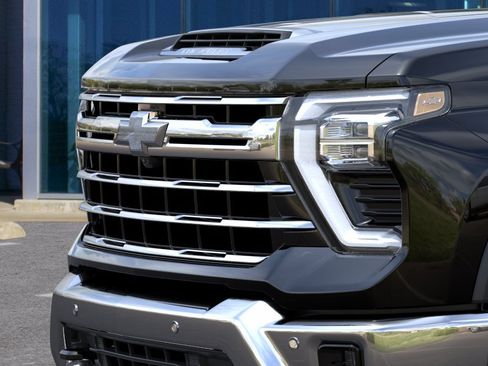 New 2026 Chevrolet Silverado 3500 LTZ w/ LTZ Convenience Package AWD/4WD image 13