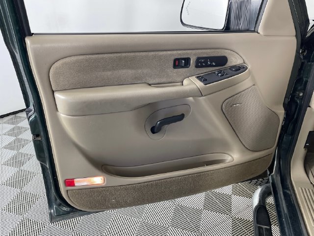 Used 2003 Chevrolet Silverado 2500 LT AWD/4WD image 10