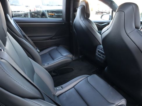 Used 2018 Tesla Model X P100D image 28